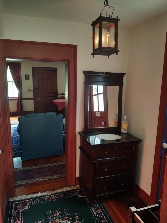 Hollowville 1805 House Bed & Breakfast מראה חיצוני תמונה