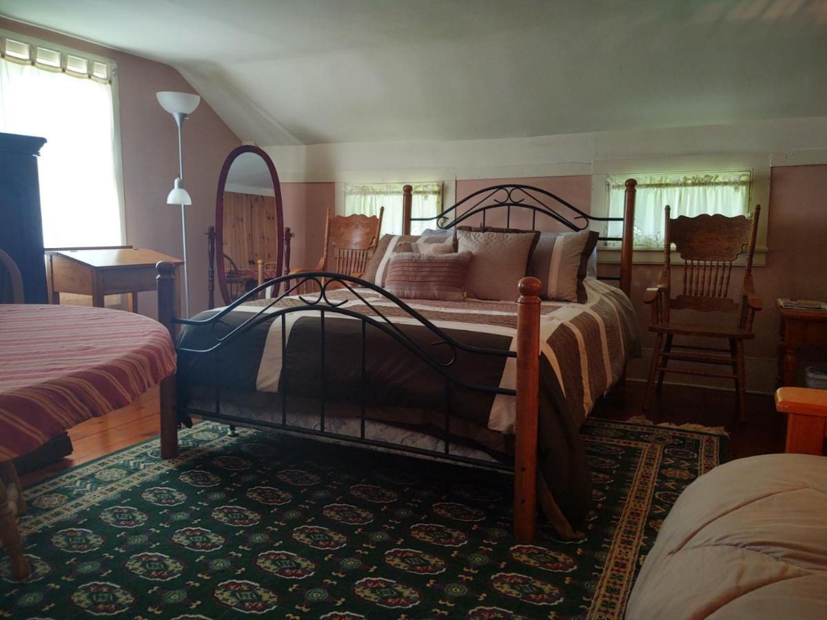 Hollowville 1805 House Bed & Breakfast מראה חיצוני תמונה